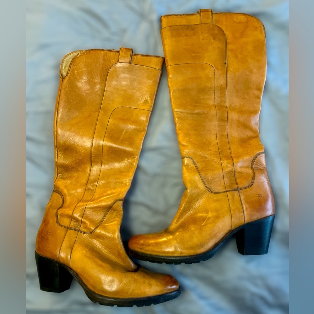Frye Women's Jackie Tall Riding Camel Soft Vintage Leather Boot 8.5